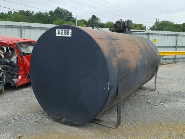 PE25 - 2012 FUEL TANK 2000G BLACK photo 2