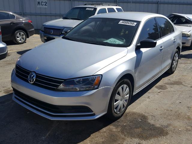 3VW2K7AJ1FM346838 - 2015 VOLKSWAGEN JETTA BASE 银色 照片 2