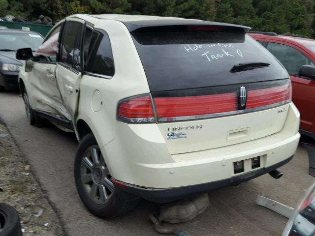 2LMDU68C67BJ04878 - 2007 LINCOLN MKX CREAM photo 3