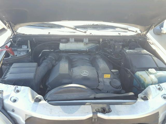 4JGAB72E3YA212179 - 2000 MERCEDES-BENZ ML 430 银色 照片 7