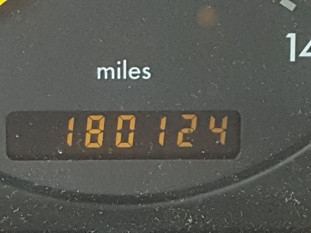 4JGAB72E3YA212179 - 2000 MERCEDES-BENZ ML 430 银色 照片 8