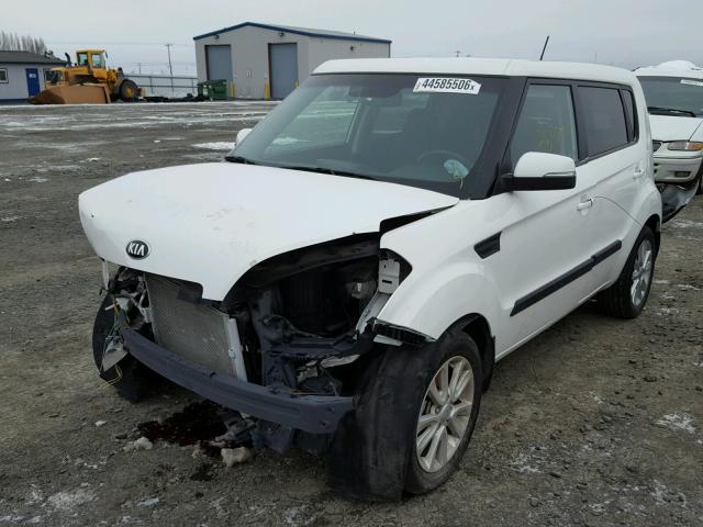 KNDJT2A60D7541928 - 2013 KIA SOUL + WHITE photo 2