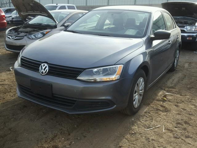 3VW2K7AJ1EM230781 - 2014 VOLKSWAGEN JETTA BASE 石墨色 照片 2