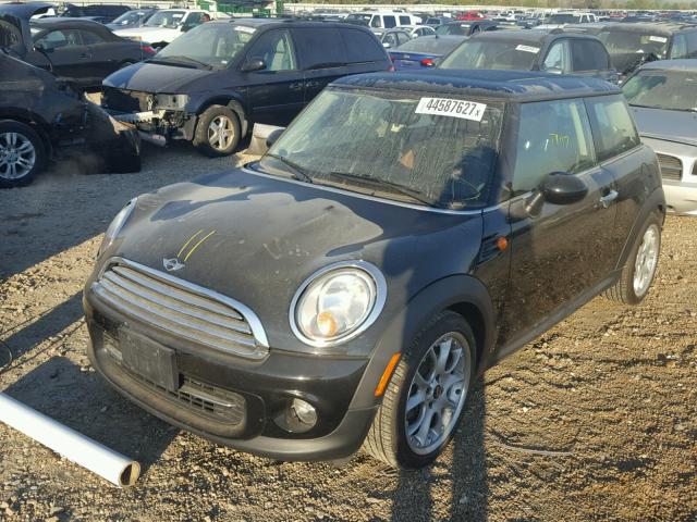 WMWSU3C54CT186289 - 2012 MINI COOPER BLACK photo 2