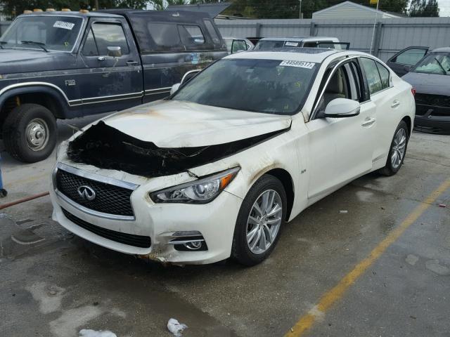 JN1EV7AP9GM302369 - 2016 INFINITI Q50 WHITE photo 2