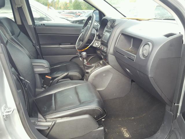 1J4NT1FA8BD231964 - 2011 JEEP COMPASS SP SILVER photo 5