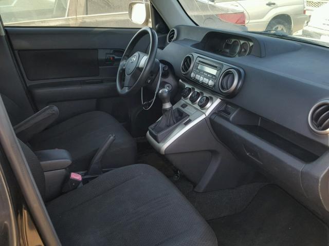 JTLKE50E381022670 - 2008 TOYOTA SCION XB Negro foto 5