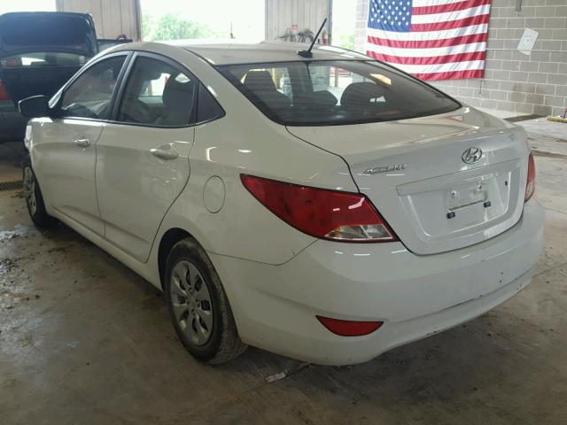 KMHCT4AE3GU041131 - 2016 HYUNDAI ACCENT SE WHITE photo 3