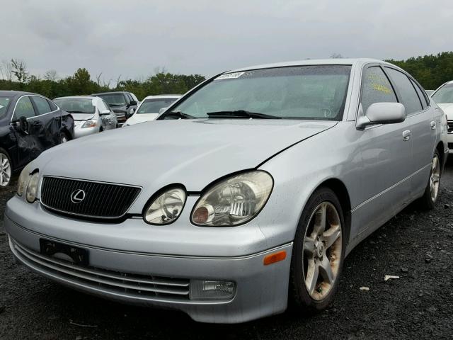 JT8BH68X3W0005058 - 1998 LEXUS GS 400 SILVER photo 2