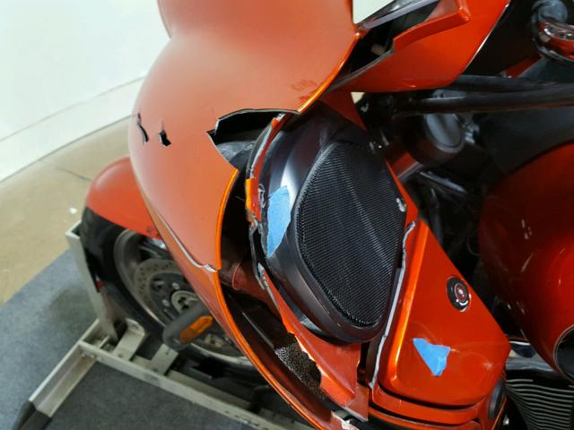 JKBVNRK12EA004382 - 2014 KAWASAKI VN1700 ORANGE photo 17