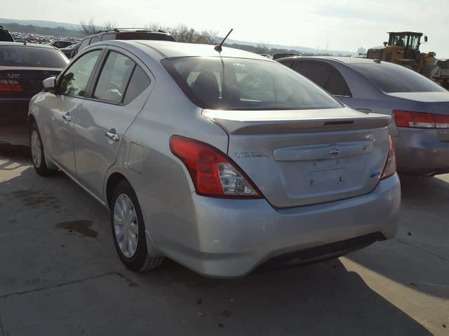 3N1CN7AP9FL811622 - 2015 NISSAN VERSA S SILVER photo 3