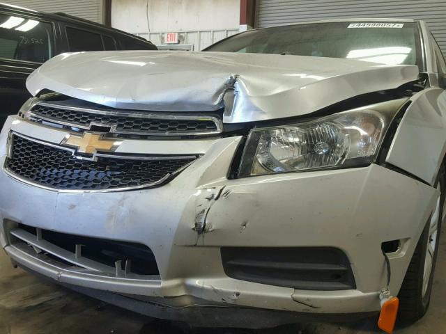 1G1PC5SH6C7294191 - 2012 CHEVROLET CRUZE LS SILVER photo 9