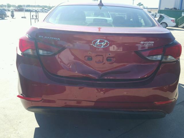 5NPDH4AE7FH589068 - 2015 HYUNDAI ELANTRA SE MAROON photo 9