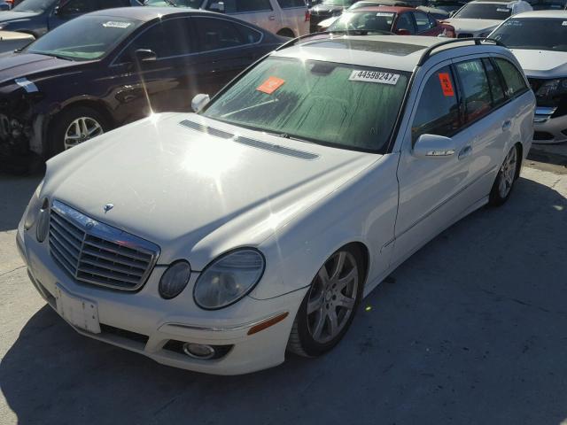 WDBUH87X88B192374 - 2008 MERCEDES-BENZ E 350 4MAT WHITE photo 2