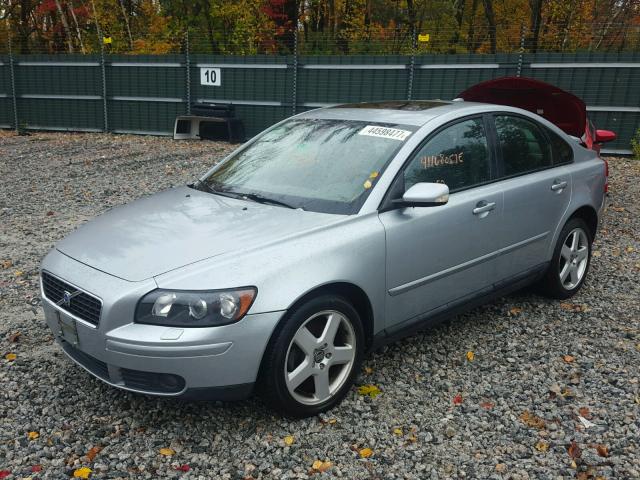 YV1MH682662209060 - 2006 VOLVO S40 SILVER photo 2