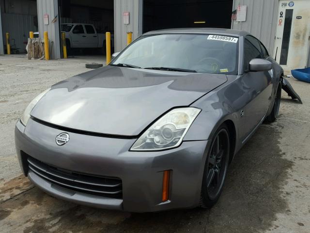 JN1BZ34DX7M505210 - 2007 NISSAN 350Z COUPE SILVER photo 2