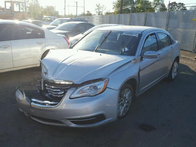 1C3CCBAB0CN100546 - 2012 CHRYSLER 200 LX SILVER photo 2