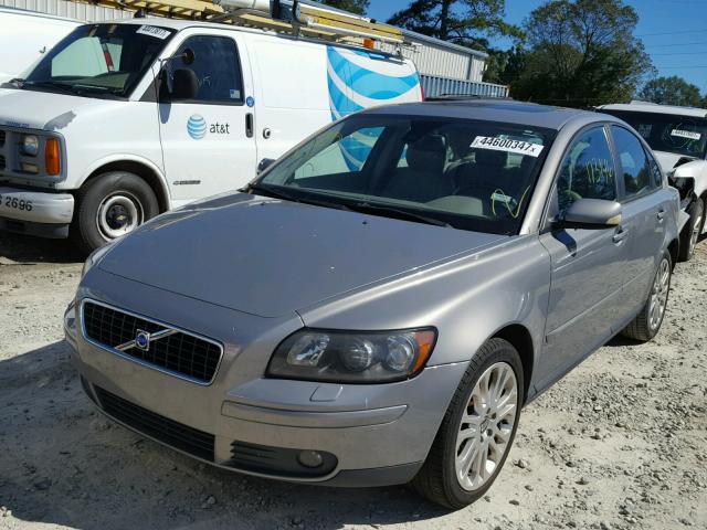 YV1MS682152056250 - 2005 VOLVO S40 T5 GRAY photo 2