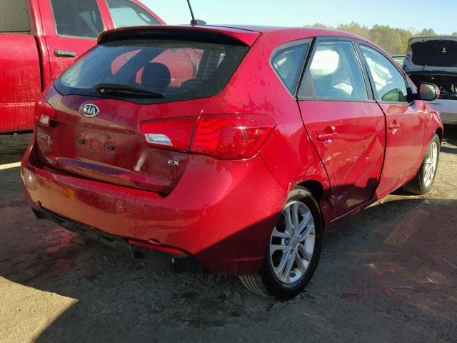 KNAFU5A2XB5437423 - 2011 KIA FORTE EX RED photo 4