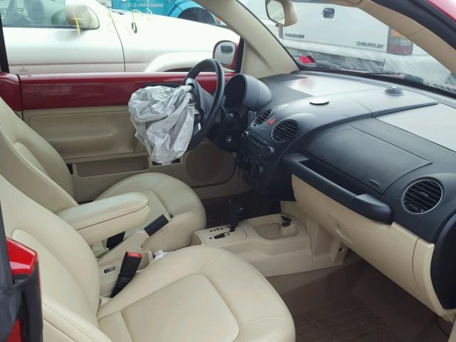 3VWRF31Y69M400213 - 2009 VOLKSWAGEN NEW BEETLE 红色 照片 5