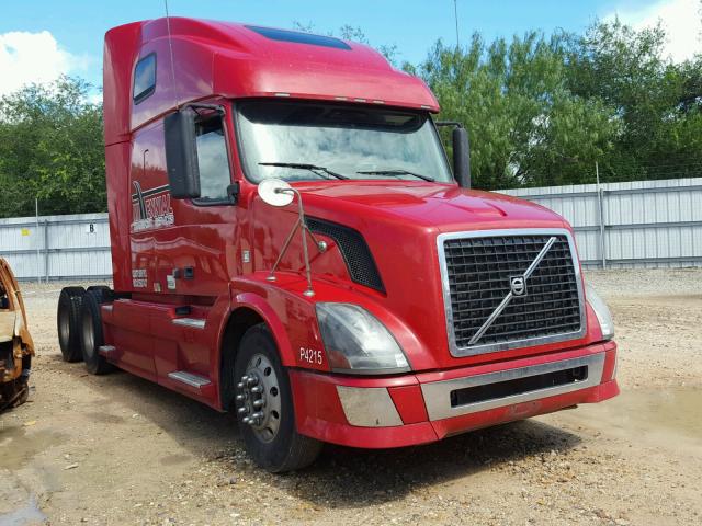 4V4NC9EH2BN296004 - 2011 VOLVO VN VNL RED photo 1