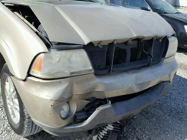 5LMEU68H54ZJ08860 - 2004 LINCOLN AVIATOR 棕色 照片 9