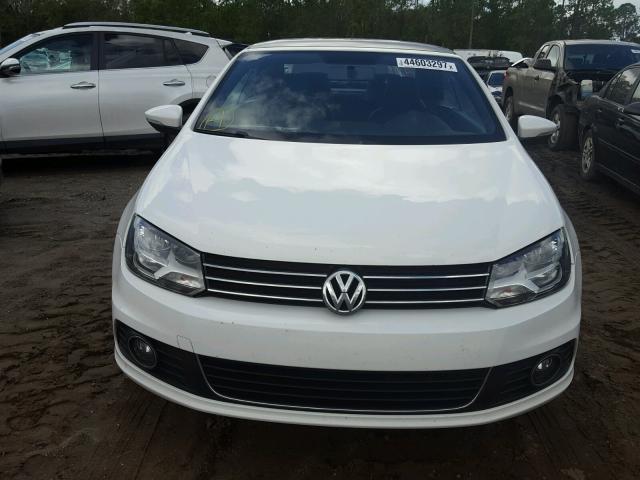 WVWBW7AH6CV000015 - 2012 VOLKSWAGEN EOS KOMFOR თეთრი ფოტო 9