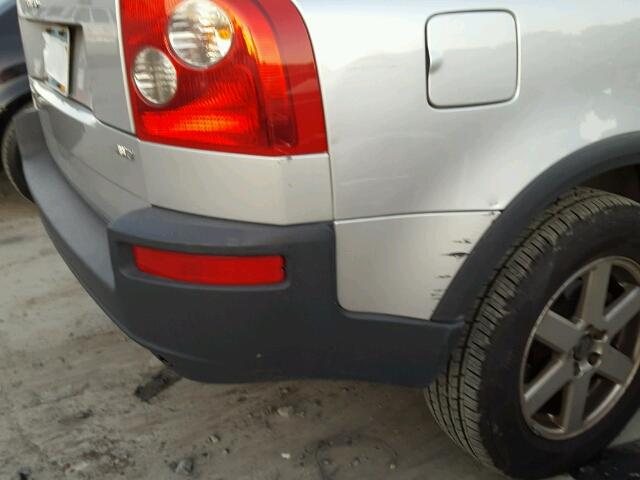 YV1CZ592051145930 - 2005 VOLVO XC90 SILVER photo 10