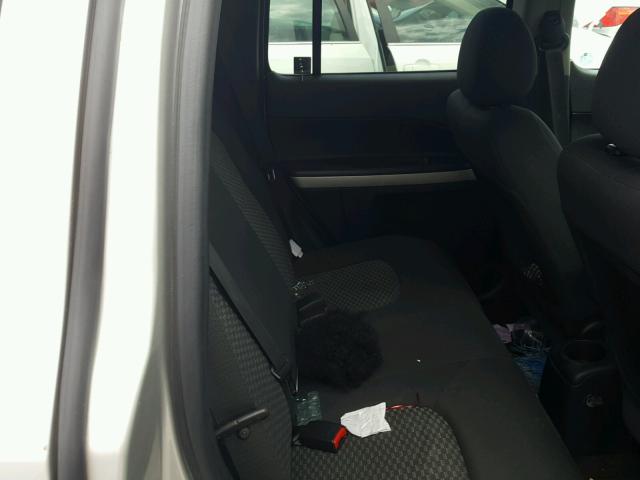 3GNDA13D27S638859 - 2007 CHEVROLET HHR LS Plata foto 6