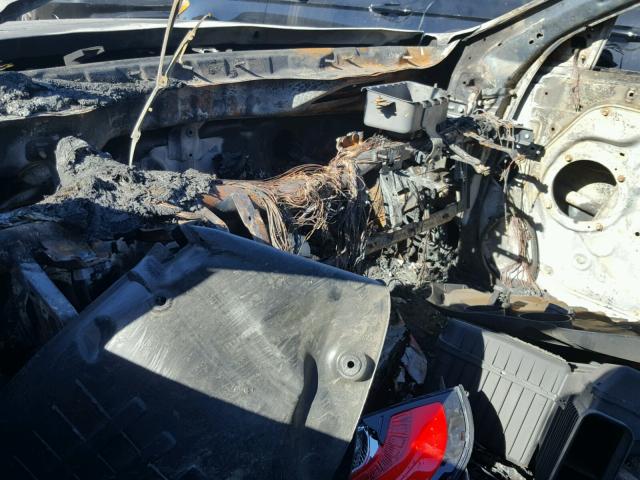 KNALN4D76E5123368 - 2014 KIA CADENZA PR BURN photo 9