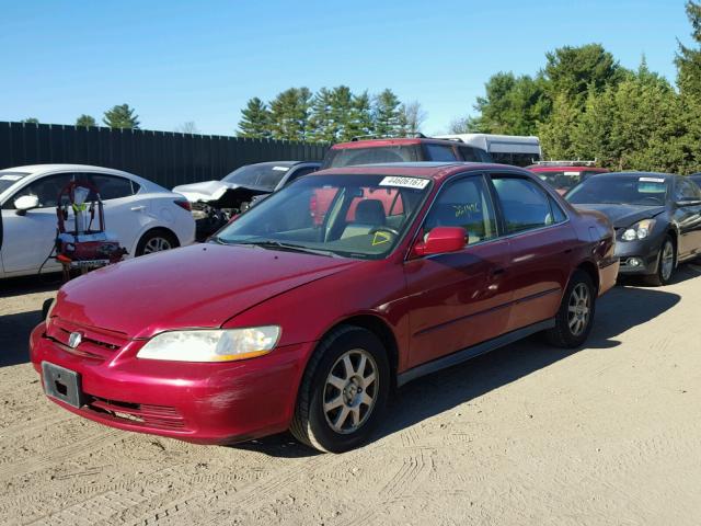 1HGCG56702A026154 - 2002 HONDA ACCORD SE RED photo 2