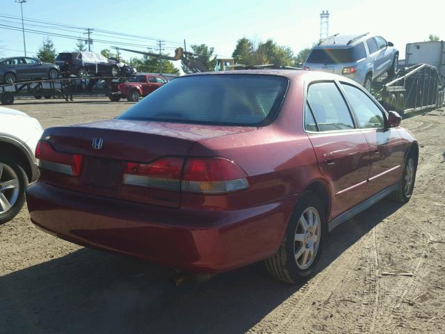 1HGCG56702A026154 - 2002 HONDA ACCORD SE RED photo 4