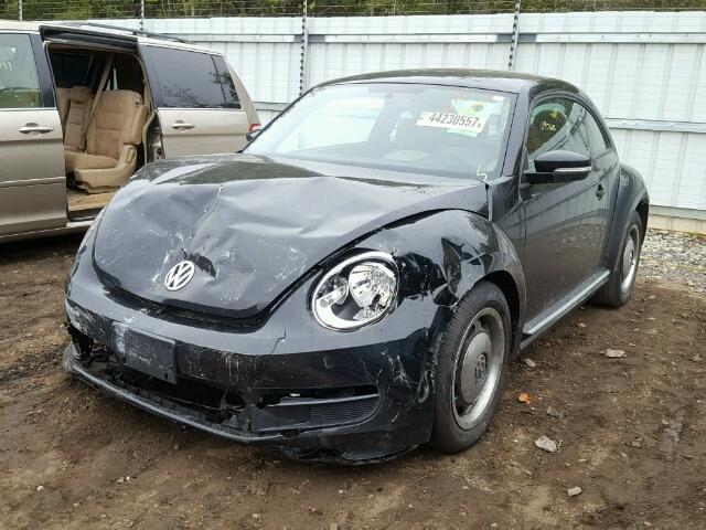 3VWF17ATXFM616509 - 2015 VOLKSWAGEN BEETLE 1.8 BLACK photo 2