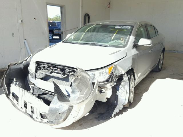 1G4GC5EG1AF149861 - 2010 BUICK LACROSSE C SILVER photo 2