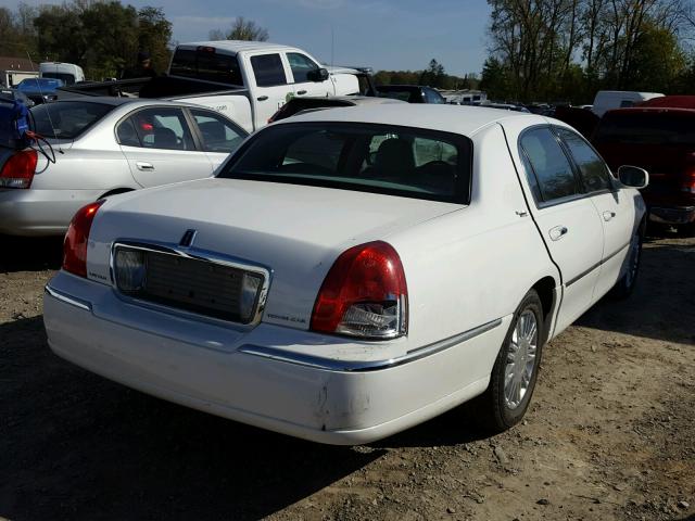 1LNHM82W36Y625697 - 2006 LINCOLN TOWN CAR S WHITE photo 4