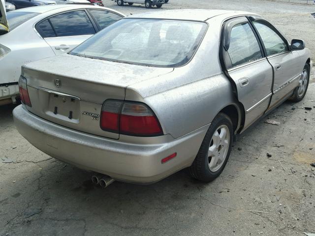 1HGCE6679TA027963 - 1996 HONDA ACCORD EX TAN photo 4