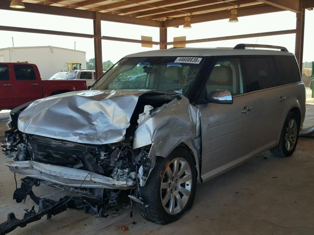 2FMGK5DC2BBD13171 - 2011 FORD FLEX LIMIT SILVER photo 2