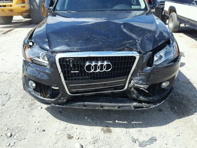 WA1CKAFPXAA075618 - 2010 AUDI Q5 PREMIUM BLACK photo 9