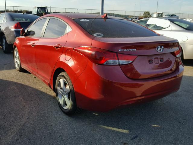 KMHDH4AE8BU142485 - 2011 HYUNDAI ELANTRA GL RED photo 3