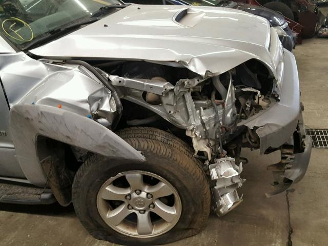 JTEBT14R030002071 - 2003 TOYOTA 4RUNNER SR SILVER photo 9