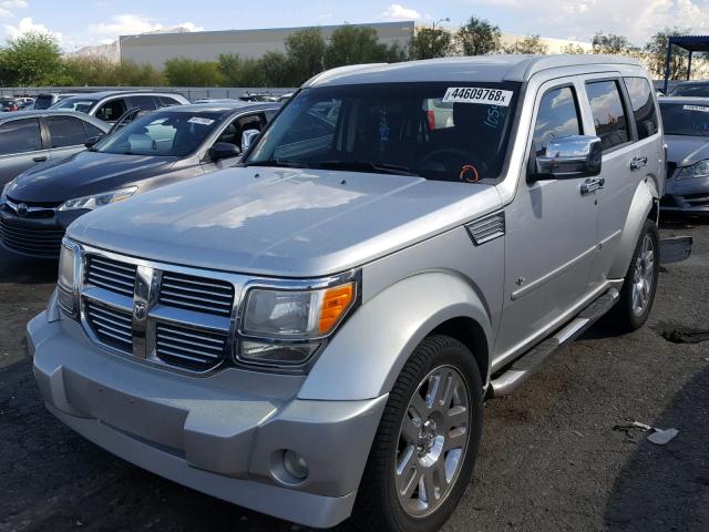 1D8GT28K87W545881 - 2007 DODGE NITRO SXT SILVER photo 2