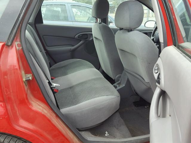 1FAFP34383W330066 - 2003 FORD FOCUS SE C RED photo 6