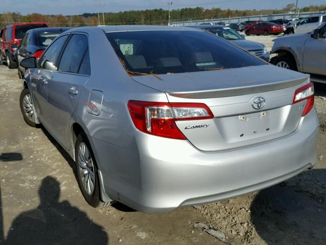 4T1BF1FK0CU104163 - 2012 TOYOTA CAMRY BASE SILVER photo 3