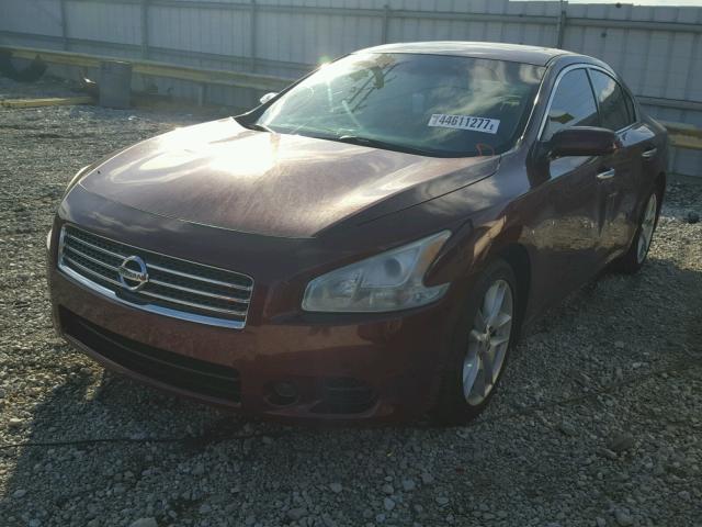 1N4AA5AP5AC856636 - 2010 NISSAN MAXIMA S MAROON photo 2