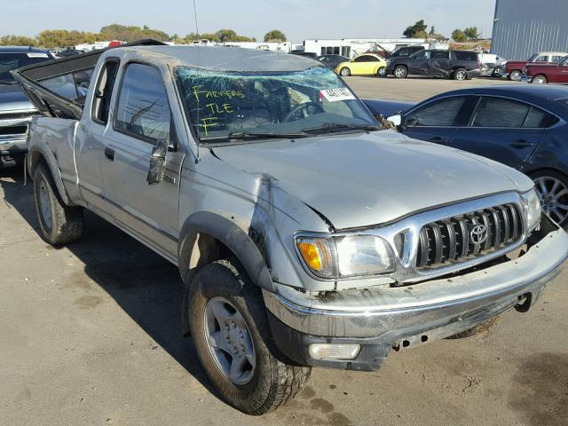 5TEWN72NX2Z052395 - 2002 TOYOTA TACOMA XTR SILVER photo 1