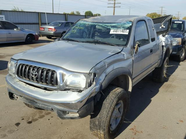 5TEWN72NX2Z052395 - 2002 TOYOTA TACOMA XTR SILVER photo 2