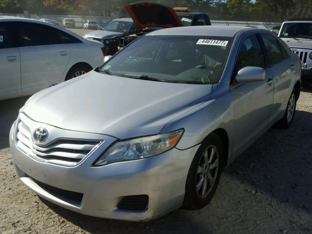 4T4BF3EK2BR127512 - 2011 TOYOTA CAMRY BASE SILVER photo 2