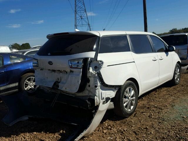 KNDMA5C11F6021672 - 2015 KIA SEDONA WHITE photo 4