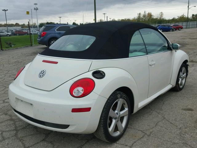 3VWFF31Y27M413346 - 2007 VOLKSWAGEN NEW BEETLE 白色 照片 4