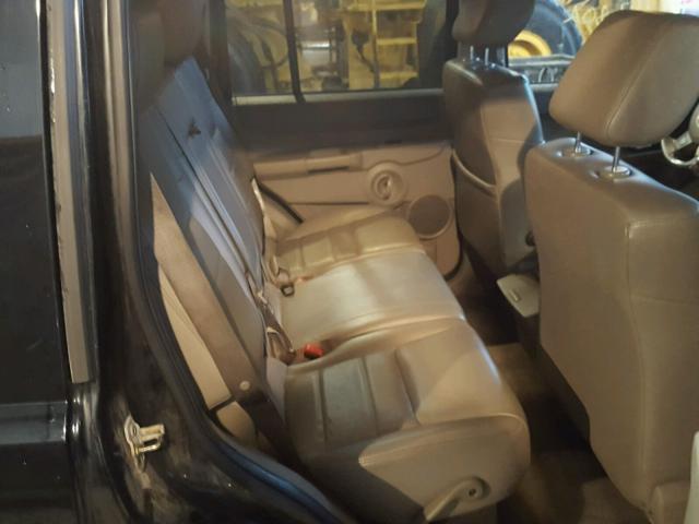 1J8HG48N86C285486 - 2006 JEEP COMMANDER BLACK photo 6